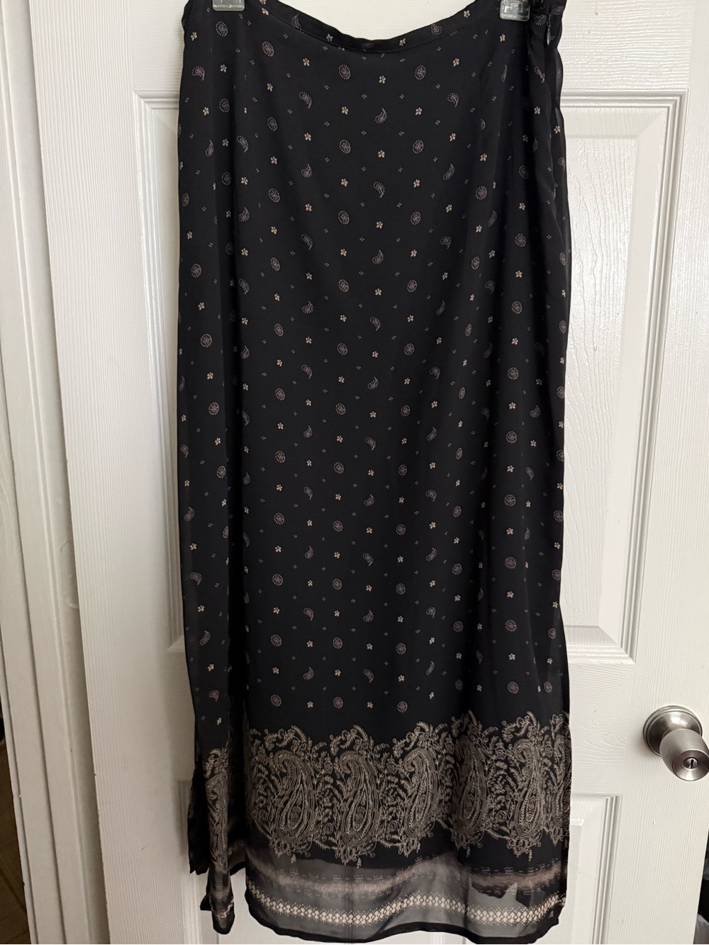Kathie Lee Collection Black Printed Maxi Skirt with Border Detail Size 16